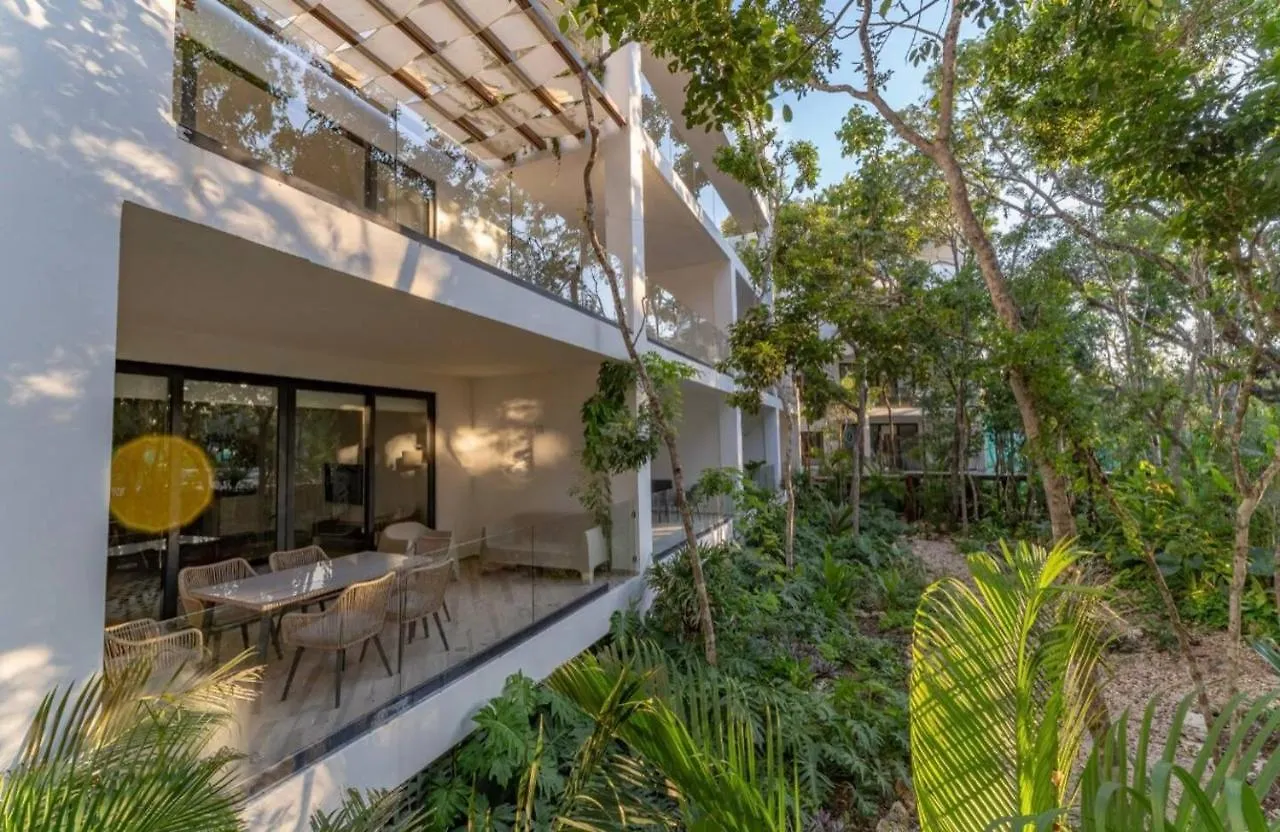 Anana Yaaxlum 105 S Apartment Tulum