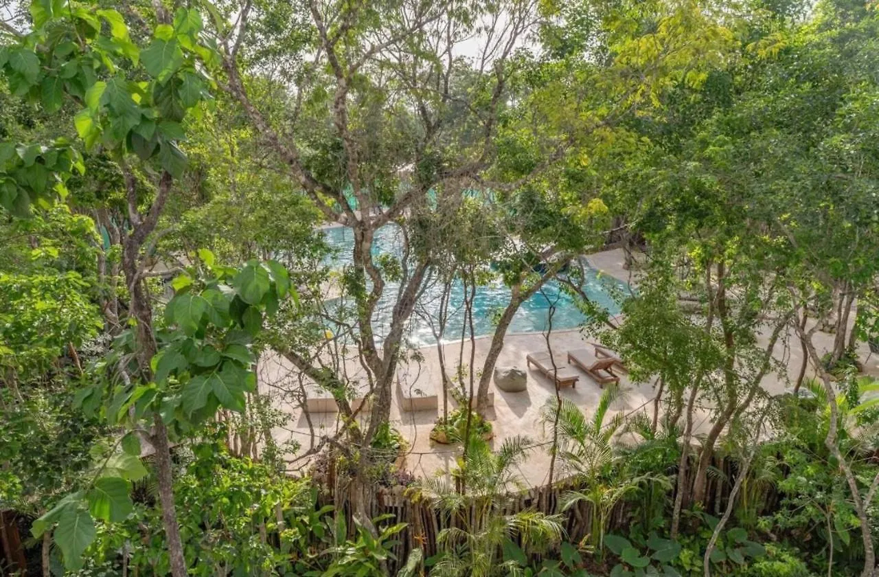 Anana Yaaxlum 105 S Apartment Tulum
